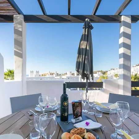 Sunset Sweet Holidays - Happy